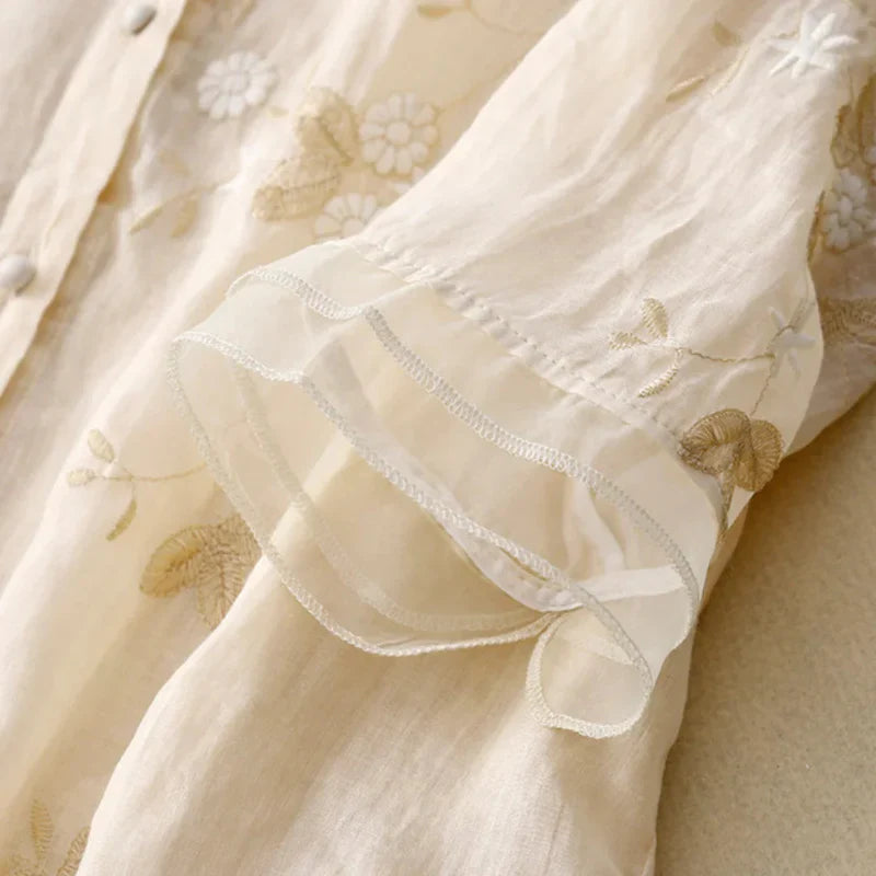 Laurienne – Blouse Brodée