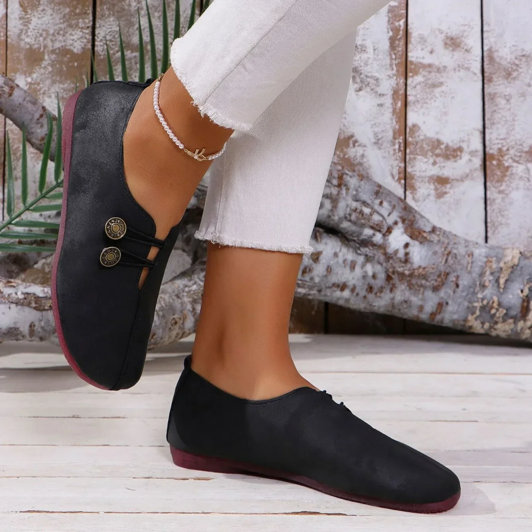 VivaJolie | Loafer en daim moka qui vous accompagne partout.
